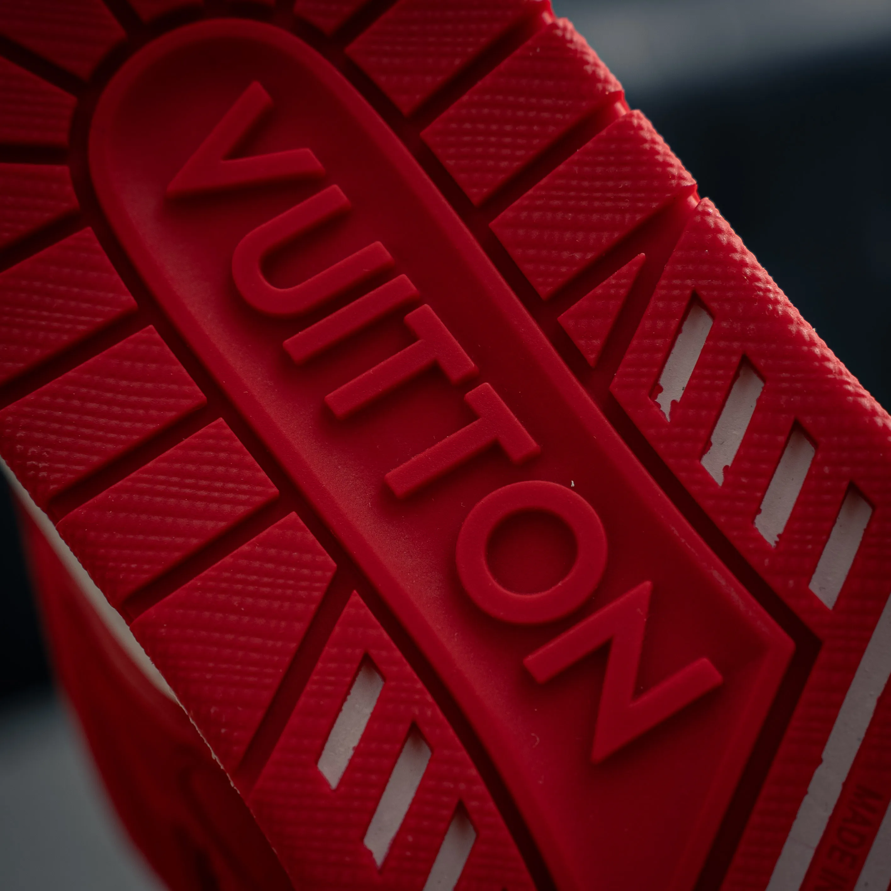 # LV- - trainer 2026 New Arrival 1：1 ！！ Shoes Cowhide Leather ， LOGO ， Breathable ， 。